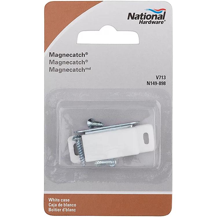 V713 Magnacatch - White