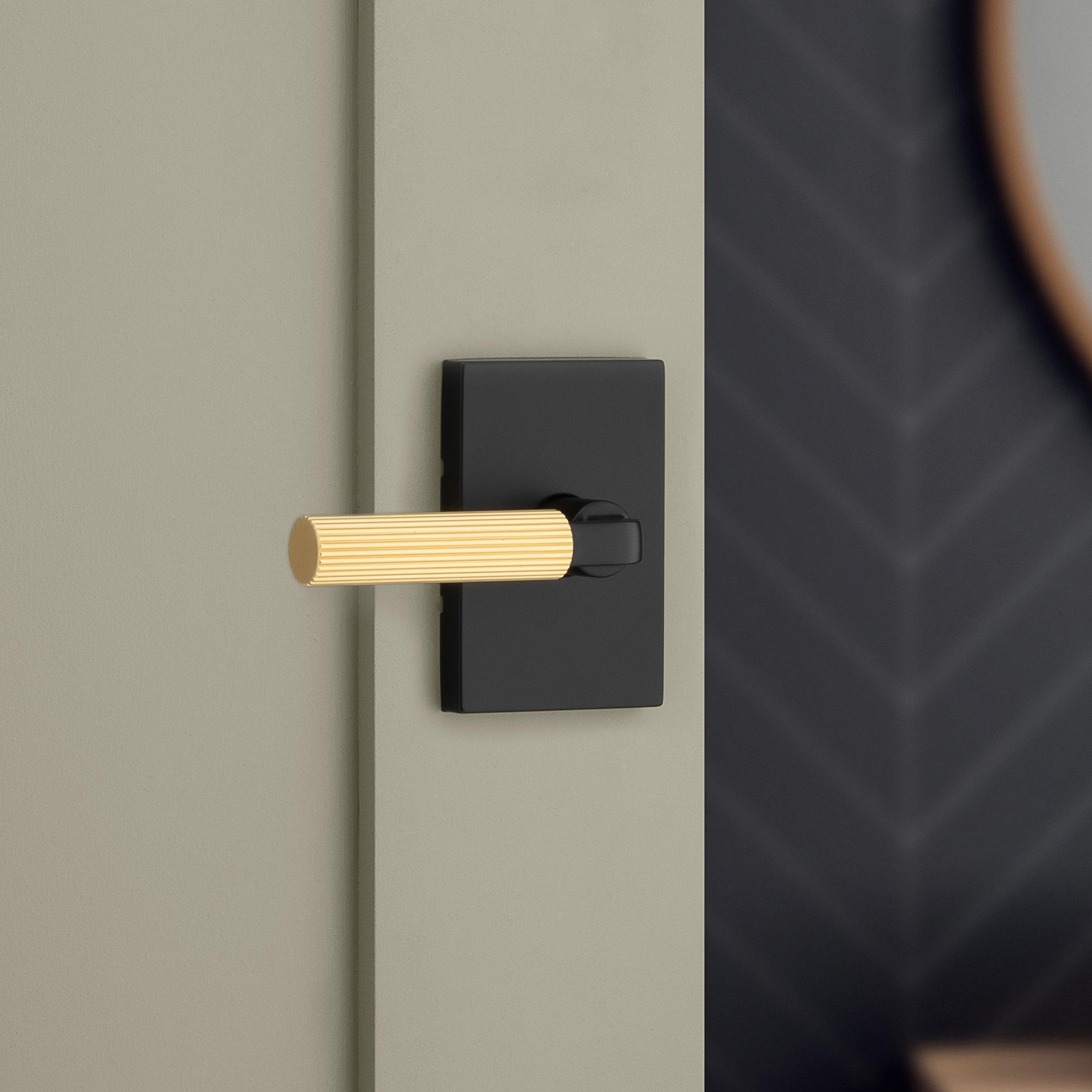 730MAL RCT 514/4 6AL RCS Mirada Privacy - Matte Black with Satin Brass