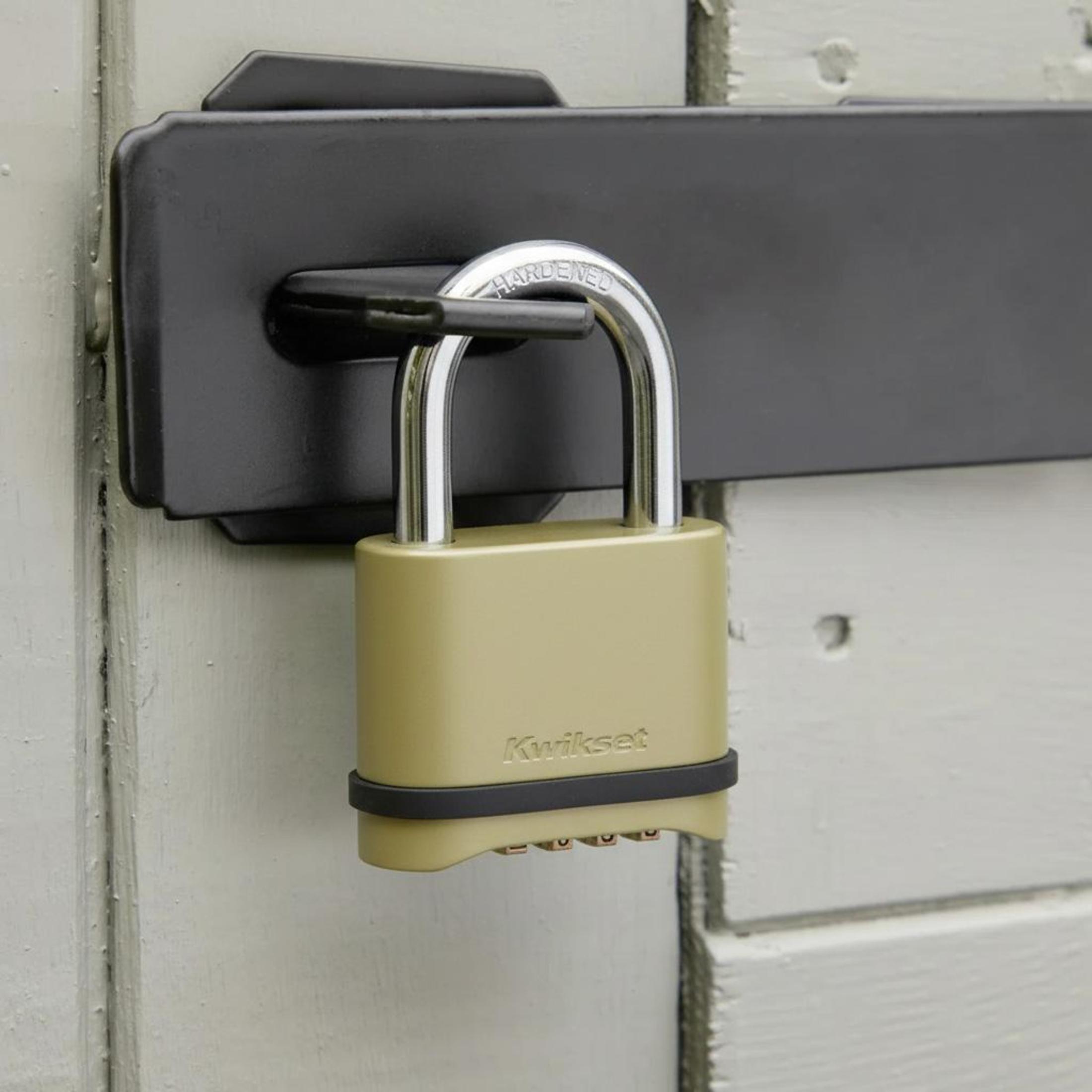Kwikset 2" Zinc Combination Padlock with 1" Shackle, Gold